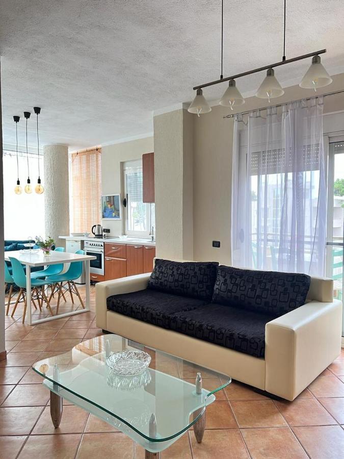 Lungomare Holiday Apartments Durrës Eksteriør billede
