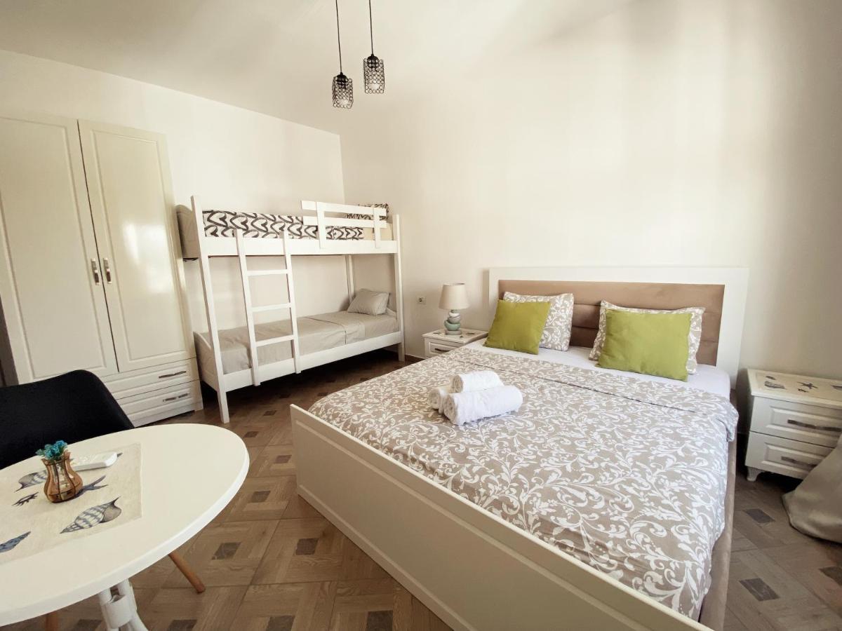 Lungomare Holiday Apartments Durrës Eksteriør billede